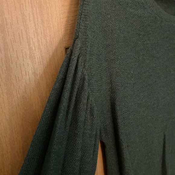 American Eagle Sweater - Picture 3 of 4